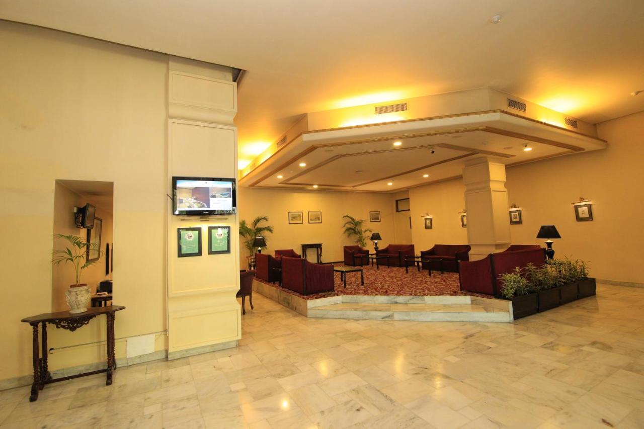 Dynasty Hotel Guwahati Exterior photo